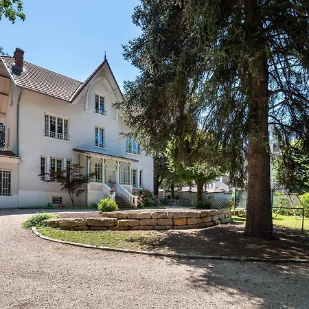 La Cloche - Family House With Pool Ang Garden * Tassin-la-Demi-Lune