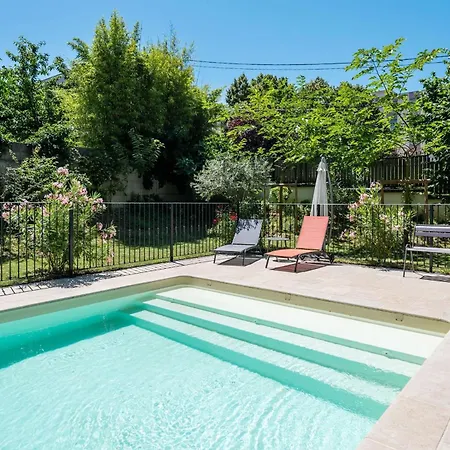 La Cloche - Family House With Pool Ang Garden Villa